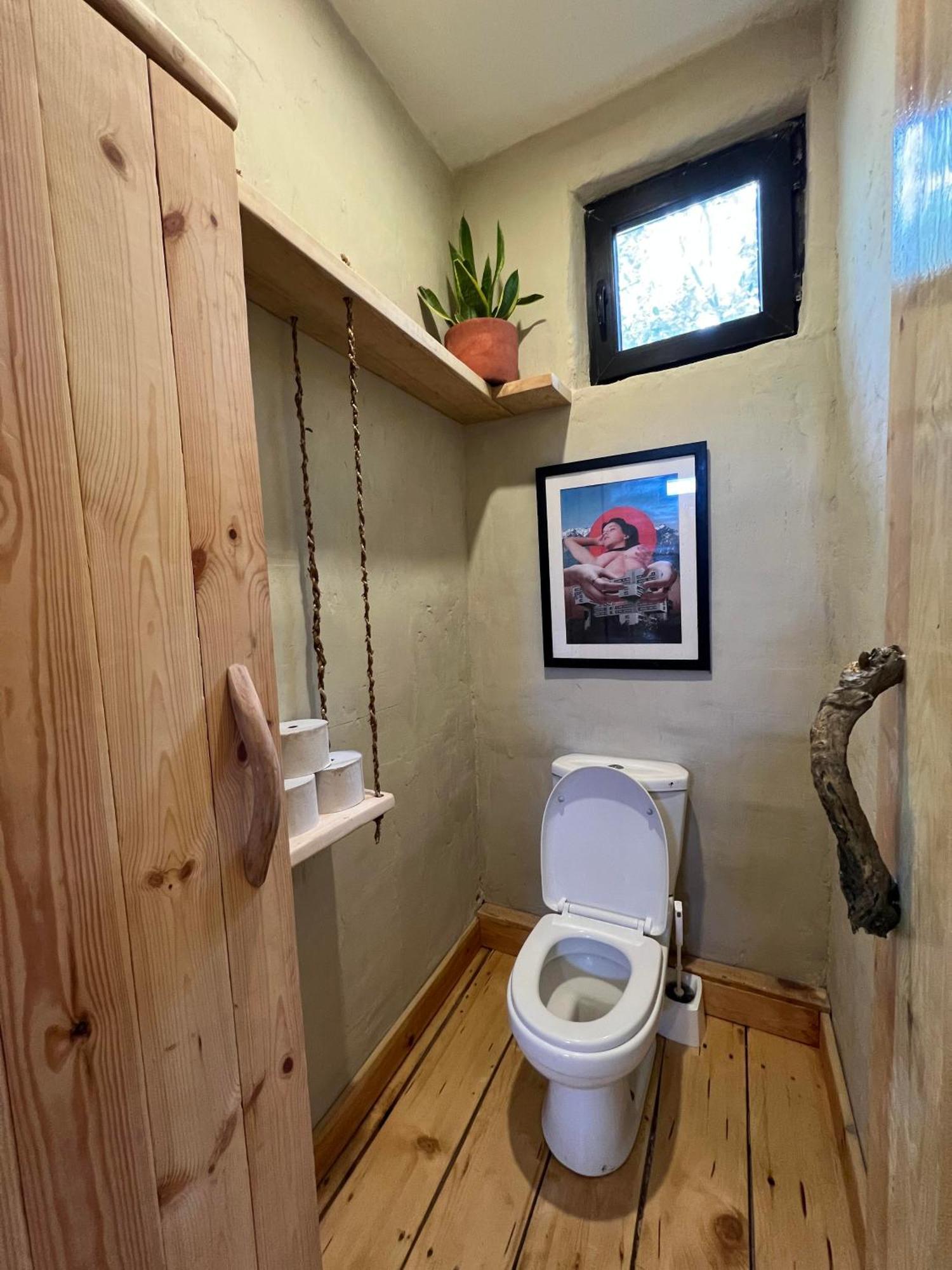 מרטווילי Karma Hostel חדר תמונה
