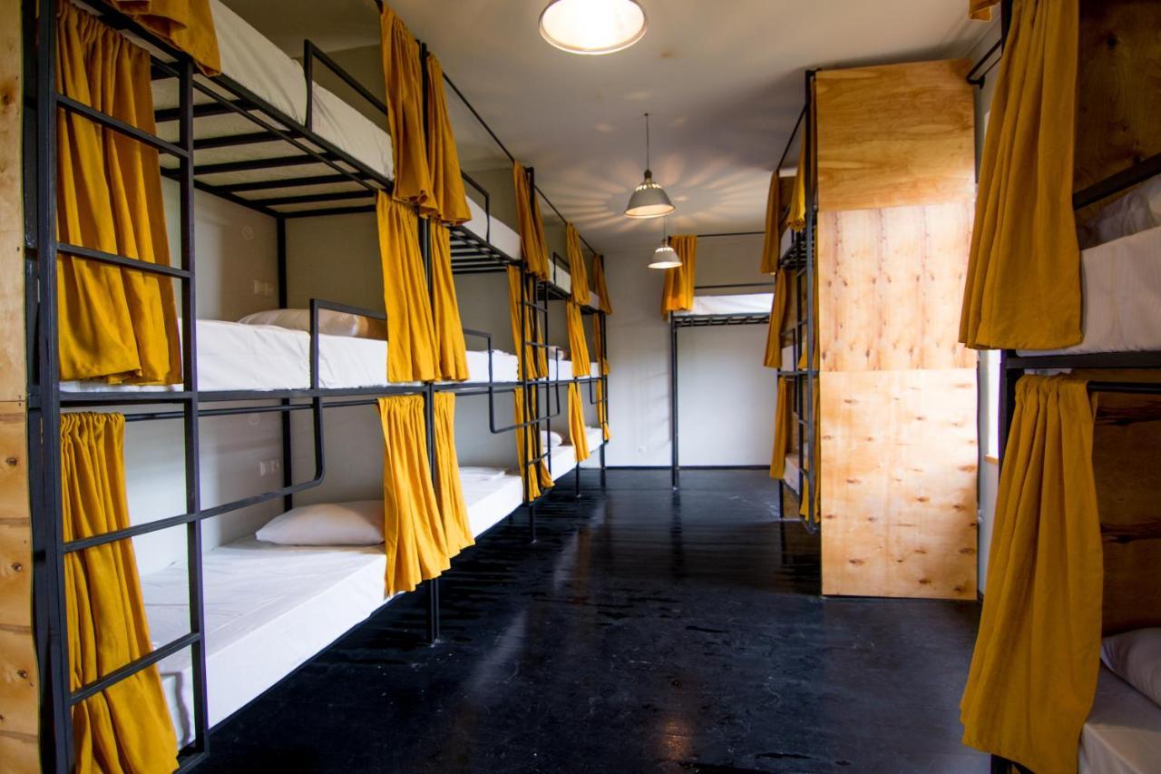 מרטווילי Karma Hostel מראה חיצוני תמונה